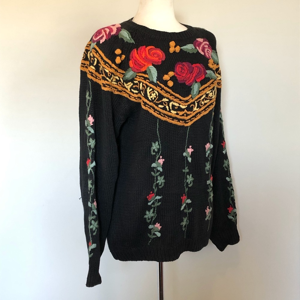 Hand knit embroidered authentic Vintage 1980’s chunky cozy sweater